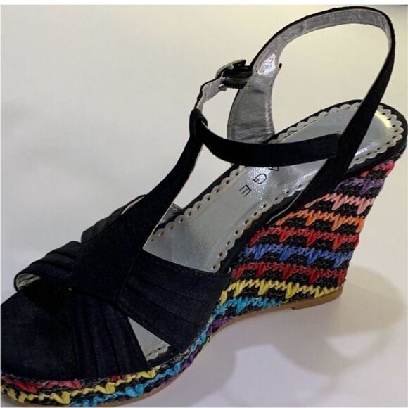 Rampage Size 8.5 Rainbow Knit Strappy Wedge Sandals Black Boho Festival Hippie - Picture 8 of 12